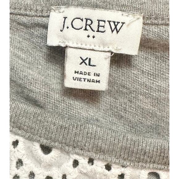 2/$15 J. Crew Eyelet Yoke Cotton Top Gray White Short Sleeve AO921 Size XL - Picture 7 of 8